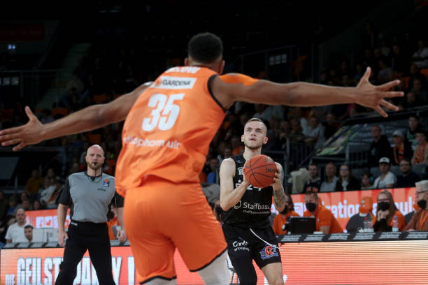 中国新星 中国新星